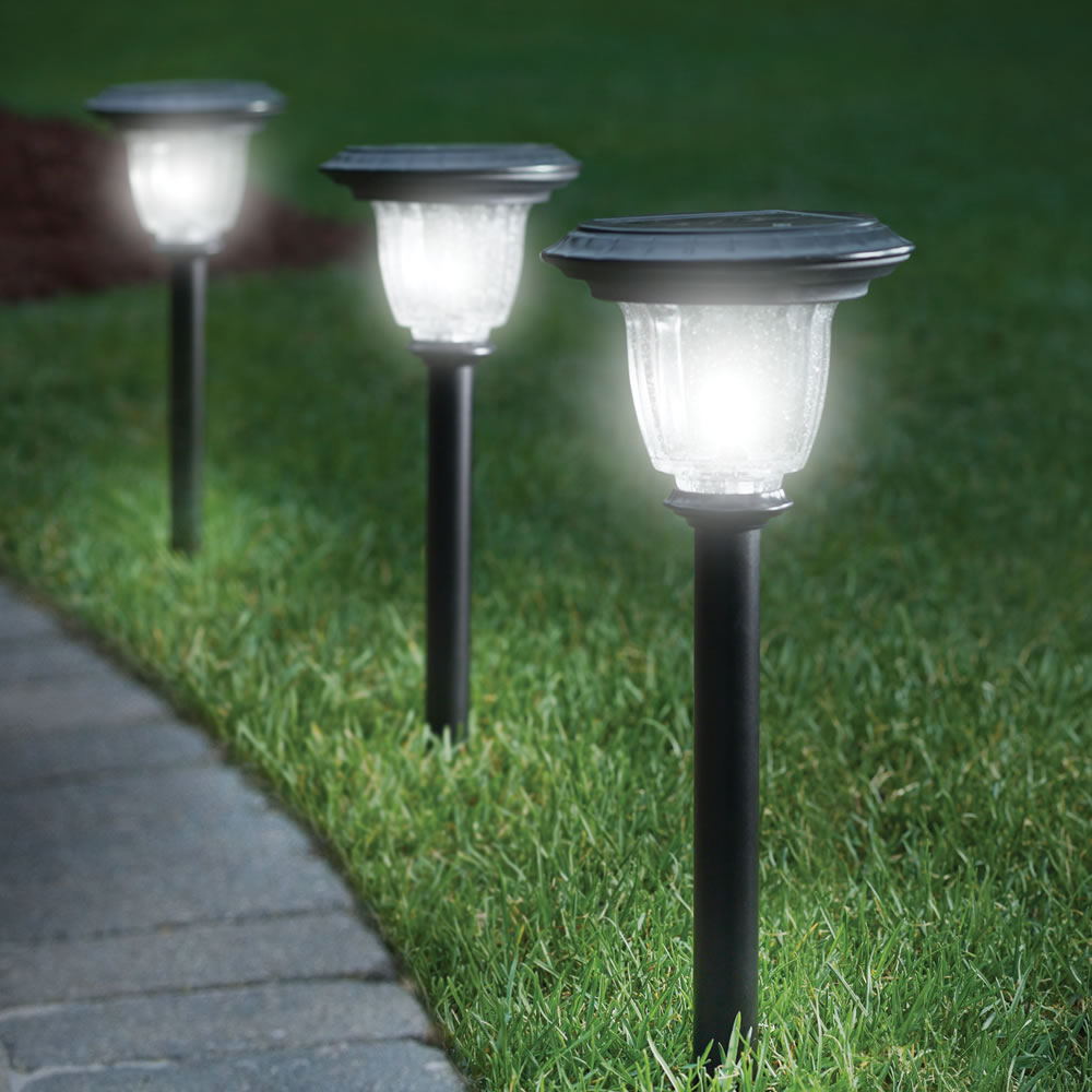 Solar Garden Lights (4 Lights) price in Pakistan at Symbios.PK