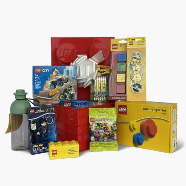 The LEGO Classic Standard BrickGift Set
