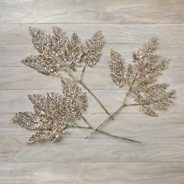 The Winter Elegance Tree Sprays