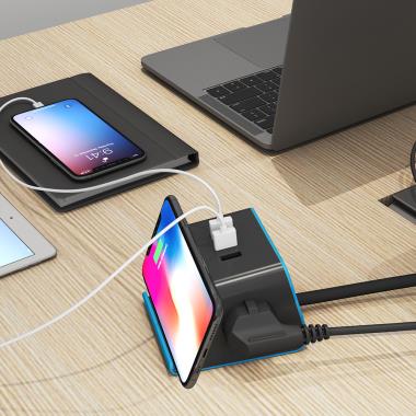 The Six Device Desktop Charging Cube