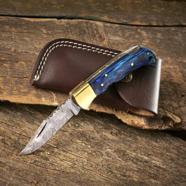 The Damascus Steel Pocketknife