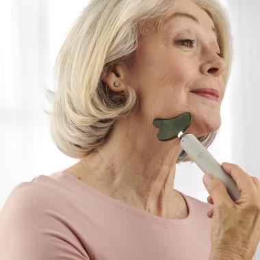 The Only Massaging Jade Facial Roller