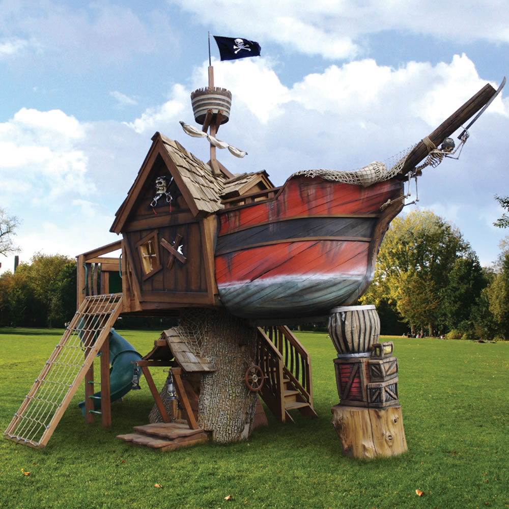 The Pirate Ship Playhouse   Hammacher Schlemmer 