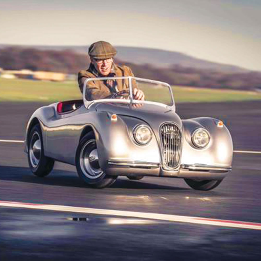 The Adult s Jaguar XK120 Mini Roadster Hammacher Schlemmer