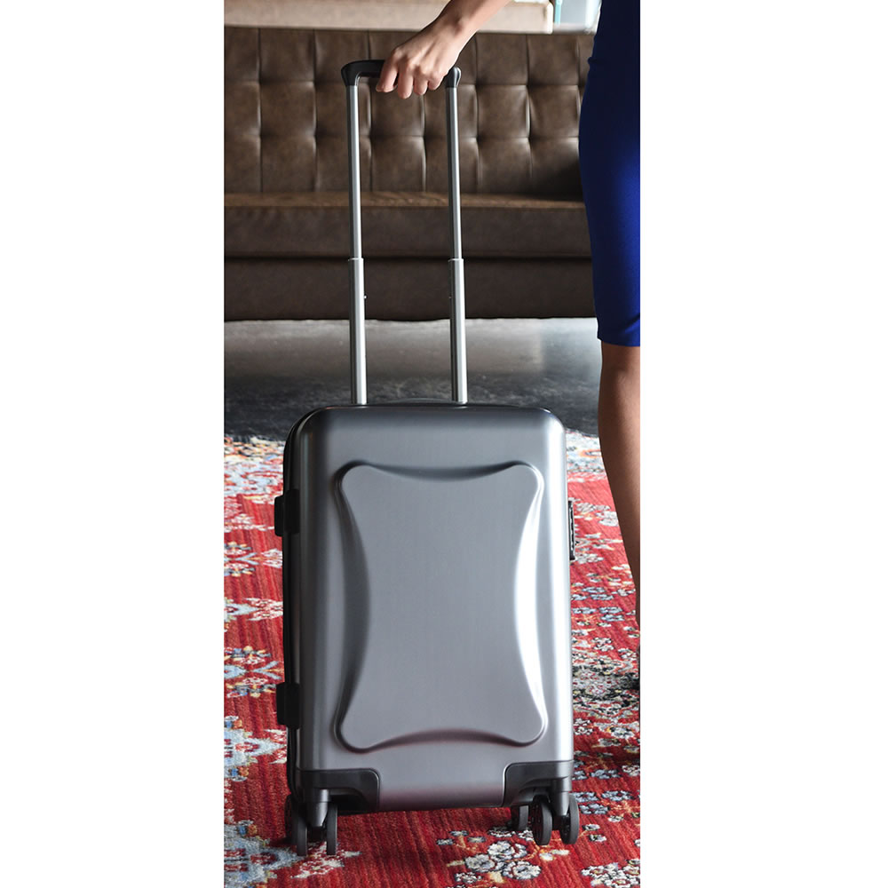 thomas cook weigh hand luggage