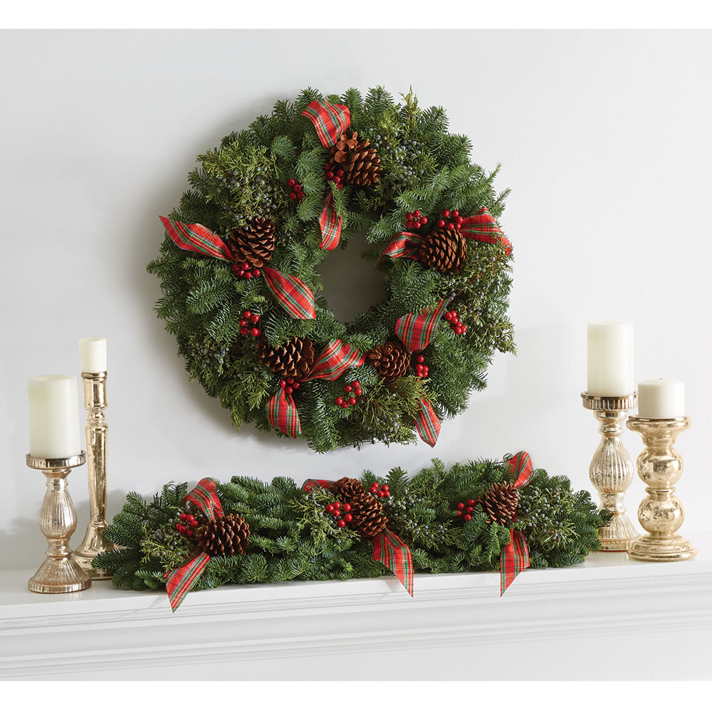 The Fresh Cut Boughs Holiday Trim (Wreath) - Hammacher Schlemmer