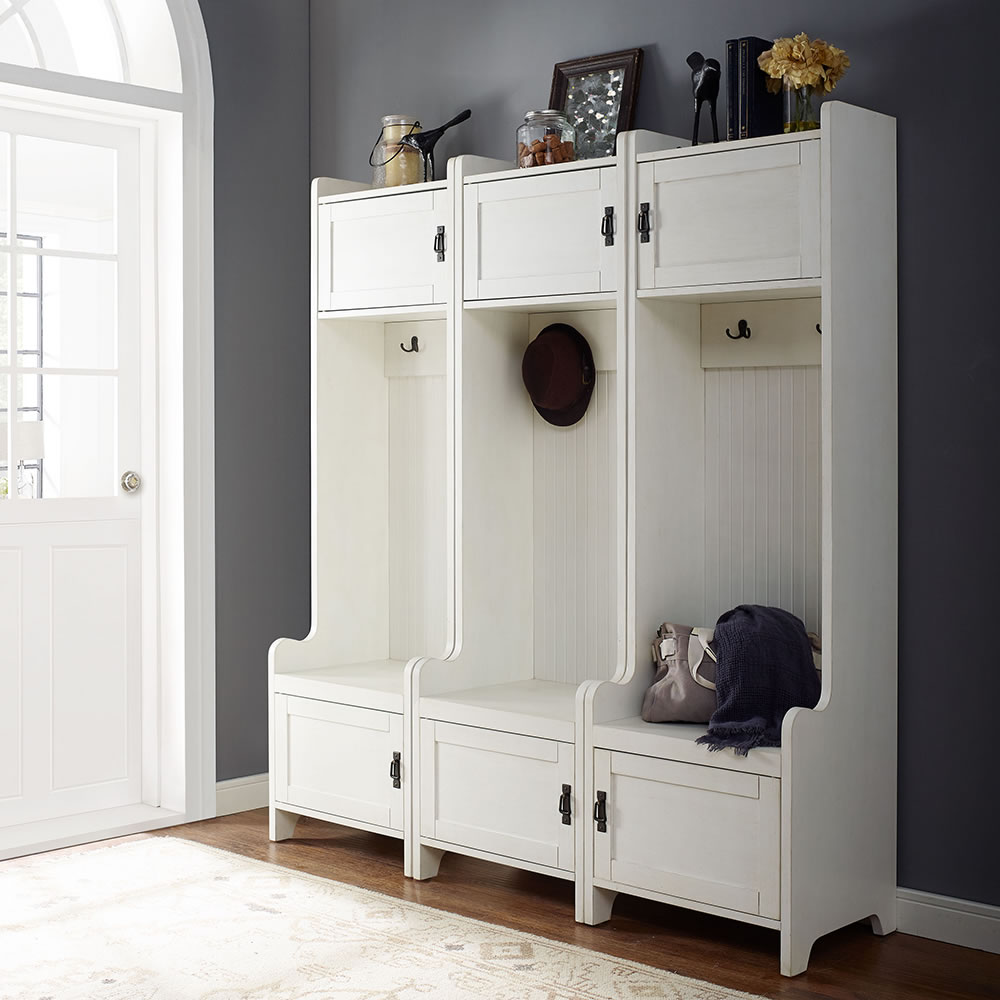 Triple Tower Cloakroom - White