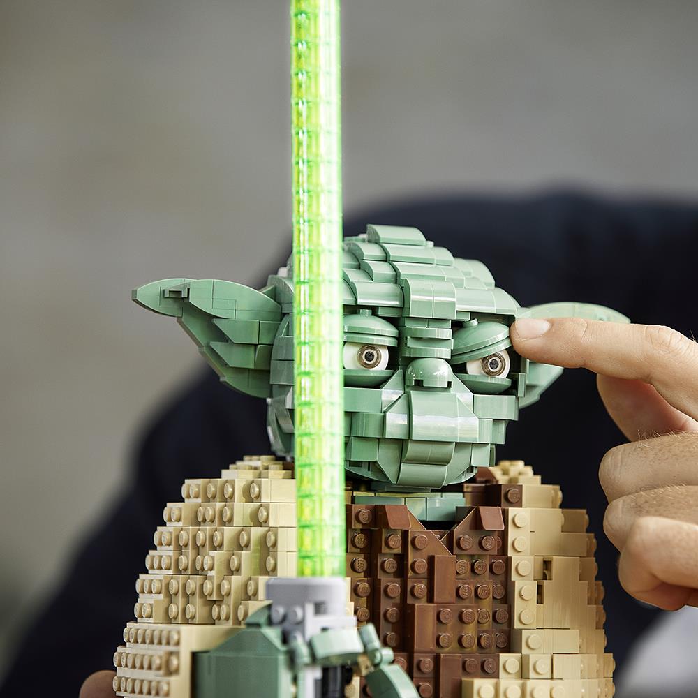 The LEGO Star Wars Yoda Set - Hammacher Schlemmer