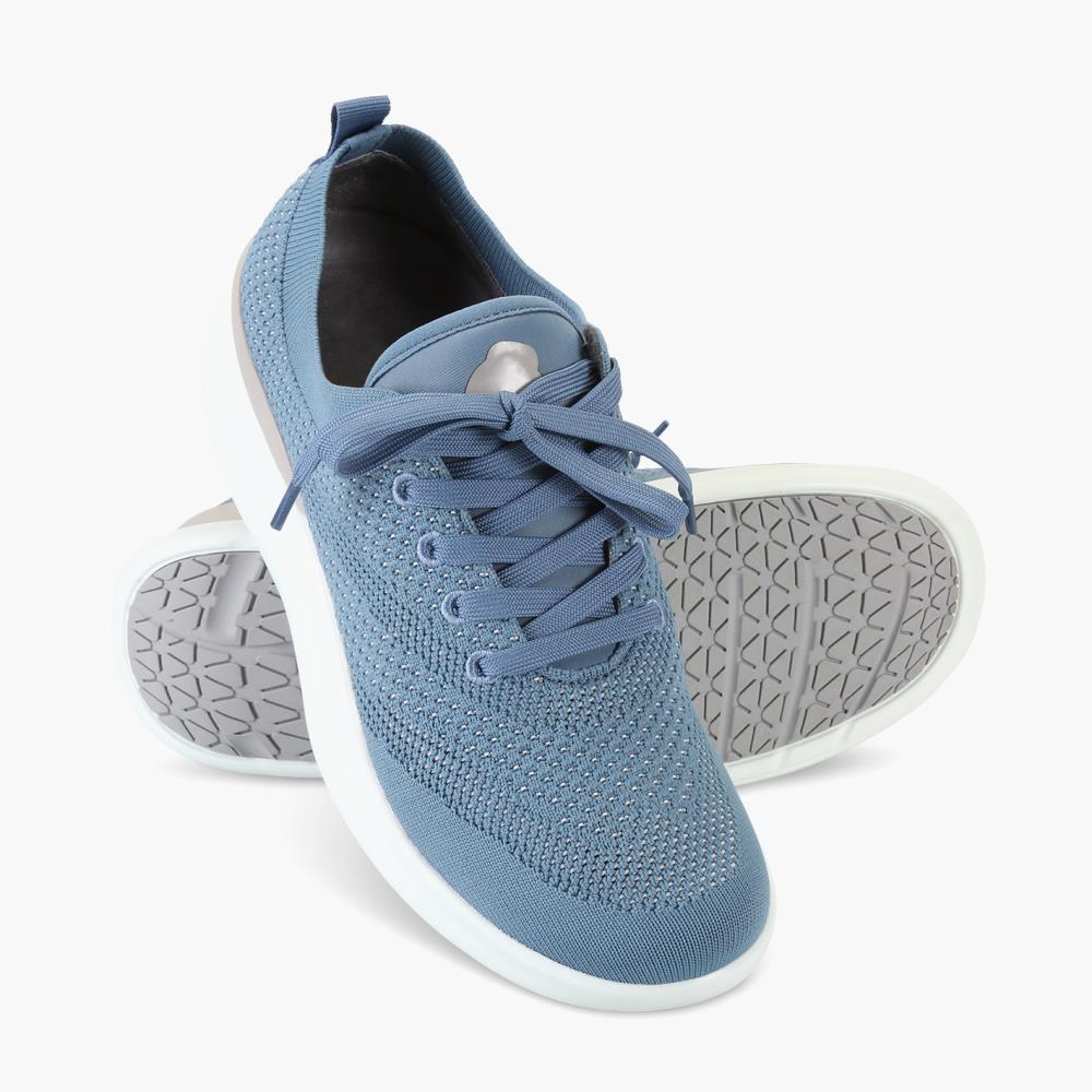 Dynamic Motion Comfort Sneakers - 7.5 - Blue