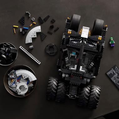 LEGO releases Batman's 1989 Batmobile replica