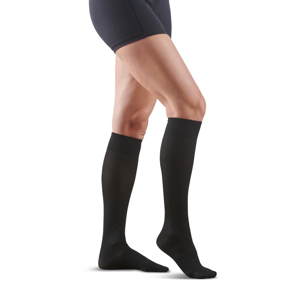 The Pain Relieving Compression Socks - Hammacher Schlemmer