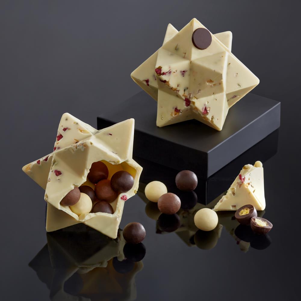 Bonbon Filled Chocolate Star - White