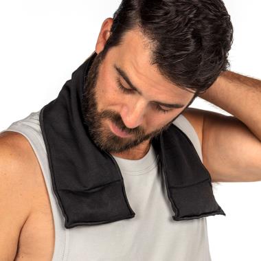 The Quick Heating Pain Relieving Neck Wrap - Hammacher Schlemmer