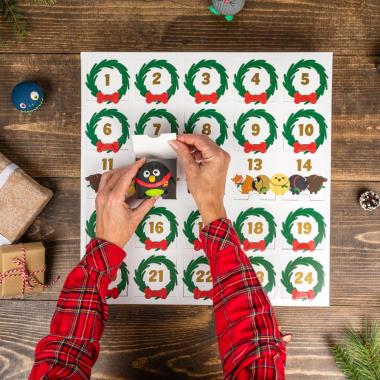 The Dog's Surprise Advent Calendar - Hammacher Schlemmer