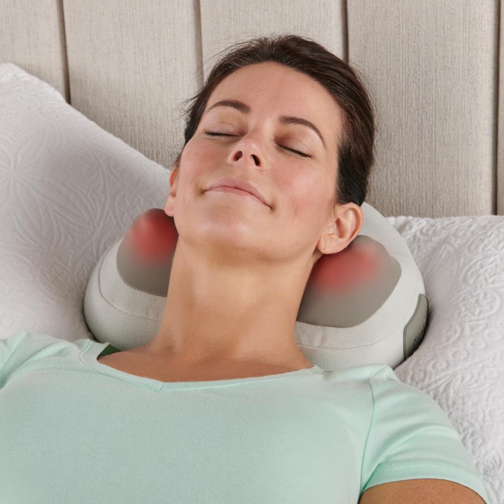 The Heated Cordless Deep Tissue Massager - Hammacher Schlemmer