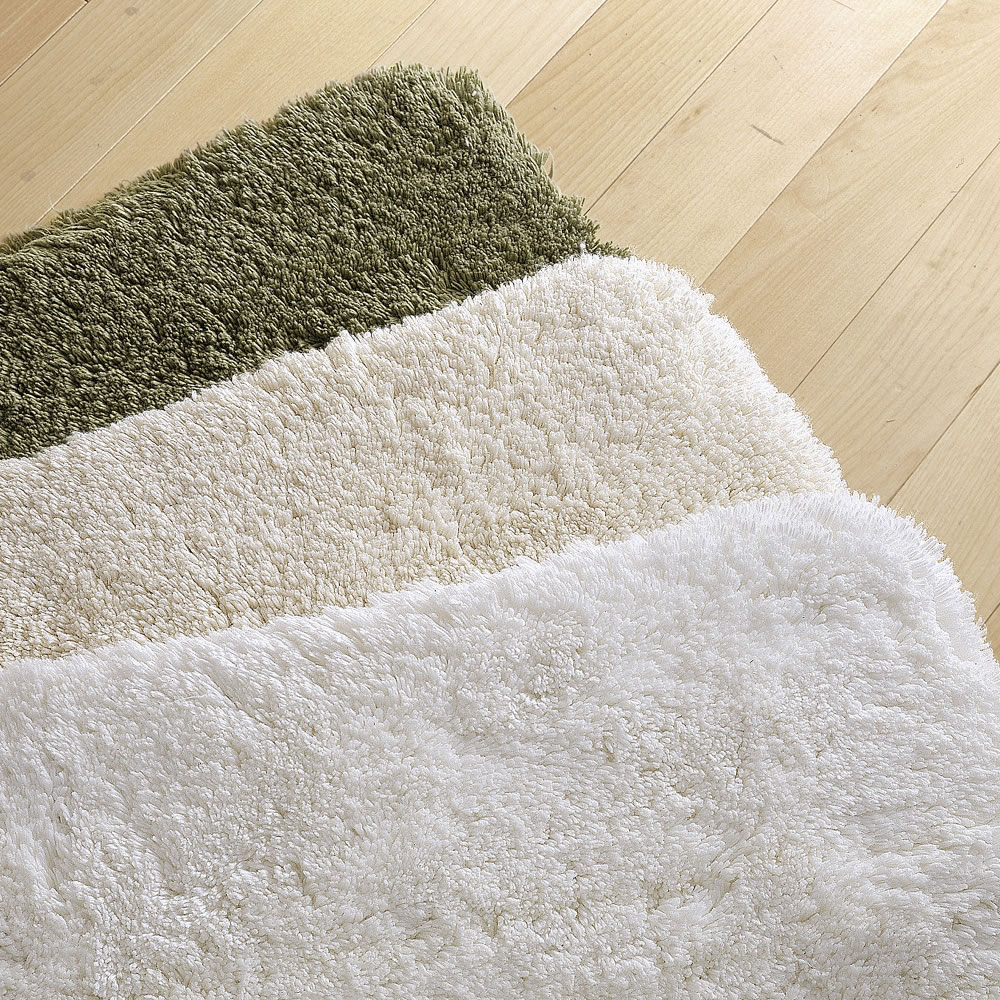 The Softest Cotton Large Bathmat   Hammacher Schlemmer 