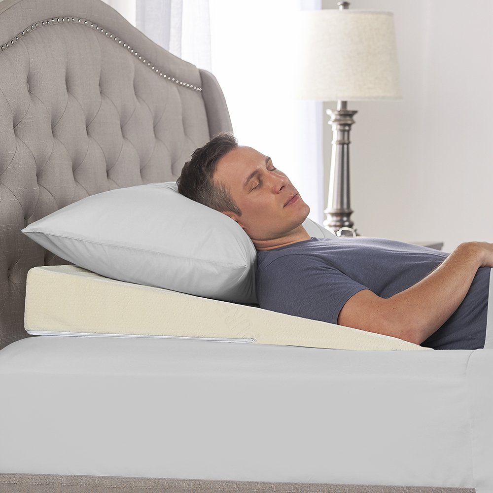 The Side Sleeper's Adjustable Pillow - Hammacher Schlemmer