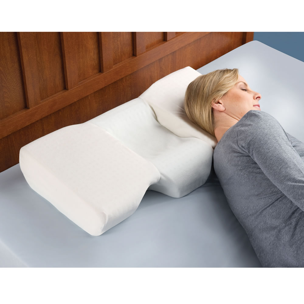 The Anti-Wrinkle Beauty Pillow - Hammacher Schlemmer