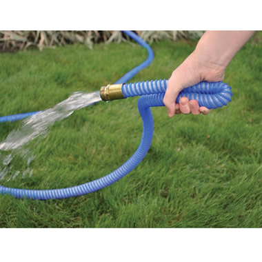 The Only Unkinkable Garden Hose Hammacher Schlemmer