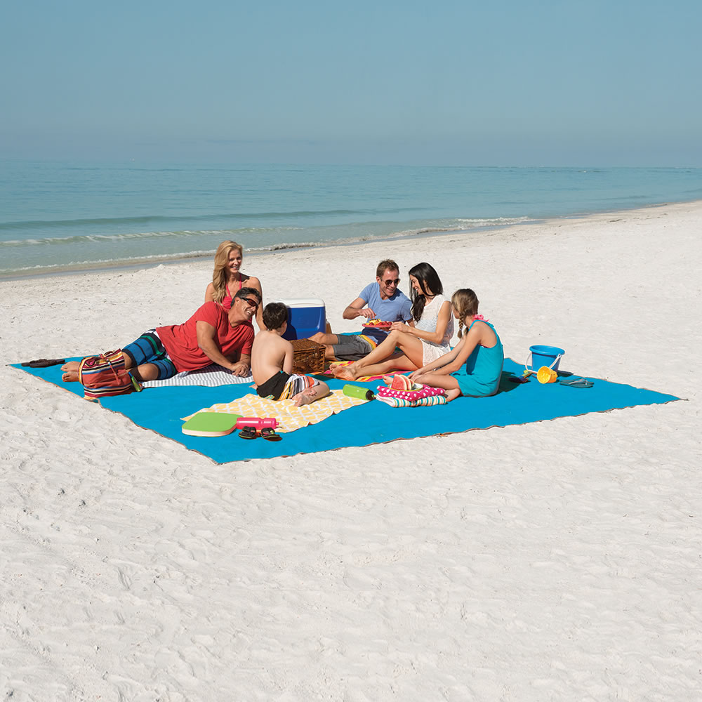 Sandless beach online blanket