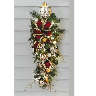 The Cordless Prelit Crimson And Gold Holiday Trim (Teardrop Sconce)