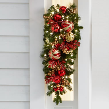 The Cordless Prelit Kensington Holiday Trim (Teardrop Sconce)