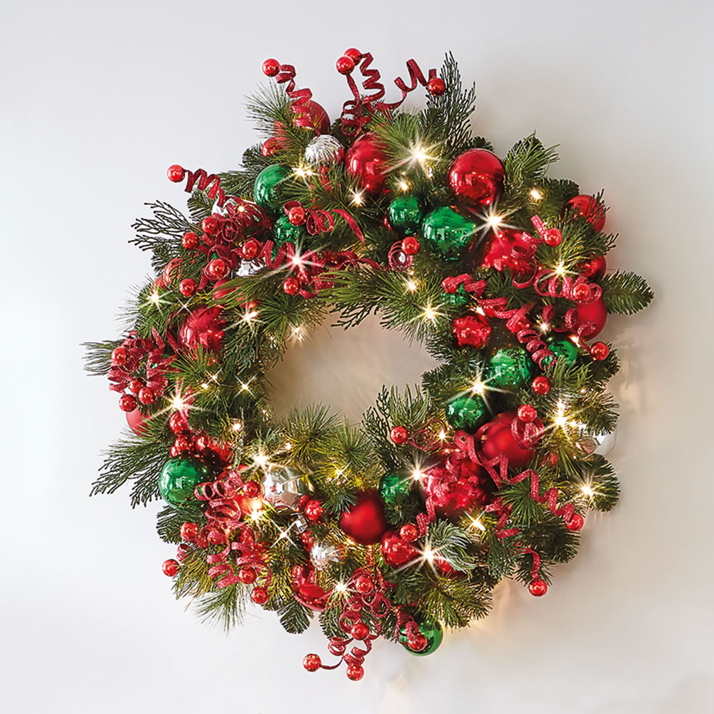 The Cordless Prelit Classic Holly Jolly Holiday Trim (Wreath ...