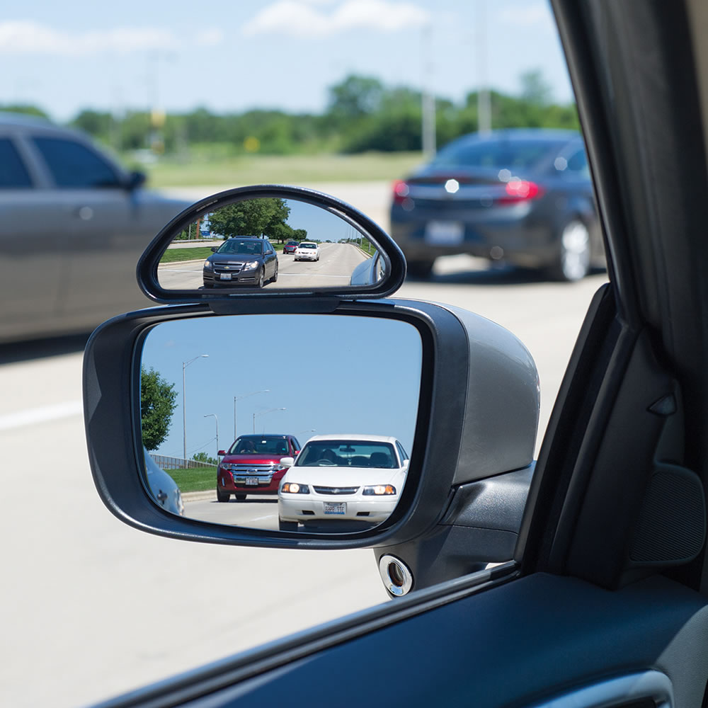 Seeing into Blind Spots: Clever Trick to Properly Align a Car's
