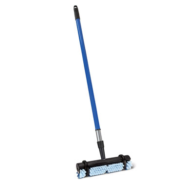 Rug Rejuvenator Brush With Telescoping Handle