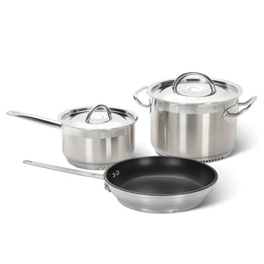 The Lightweight Cast Iron Skillets - Hammacher Schlemmer