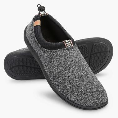 The Waterproof Indoor Outdoor Slippers Men s Hammacher Schlemmer