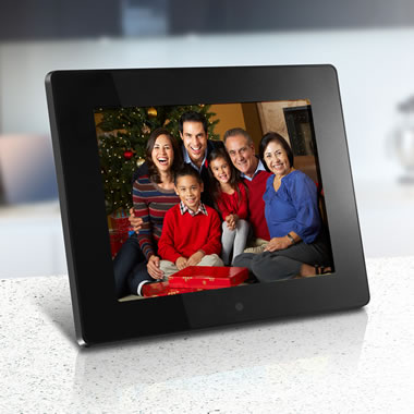 The Instant Photo Sharing Frame