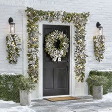 The Cordless Prelit Silver And Champagne Holiday Trim (Wreath)