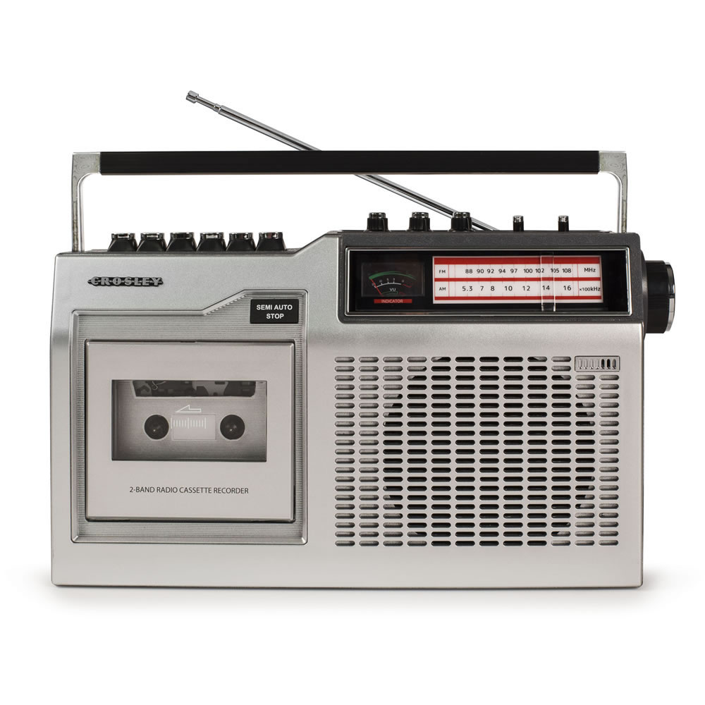 The Classic Cassette Player/Radio - Hammacher Schlemmer