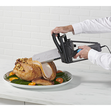 This Electric Knife That Carved Large Roasts Like a Mini Chainsaw