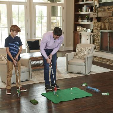 The Classic 1960s Lilliputian Golf Game