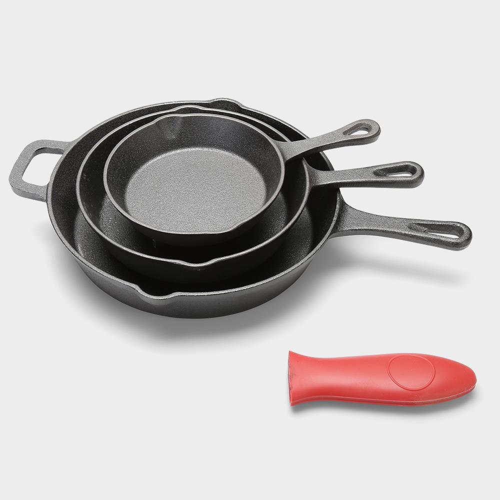 Latina Oil Finished Light Weight Cast Iron Everyday Pan 