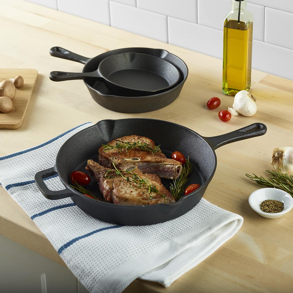 Fry Pan Light Weight Cast Iron with Silicone Coated Handle