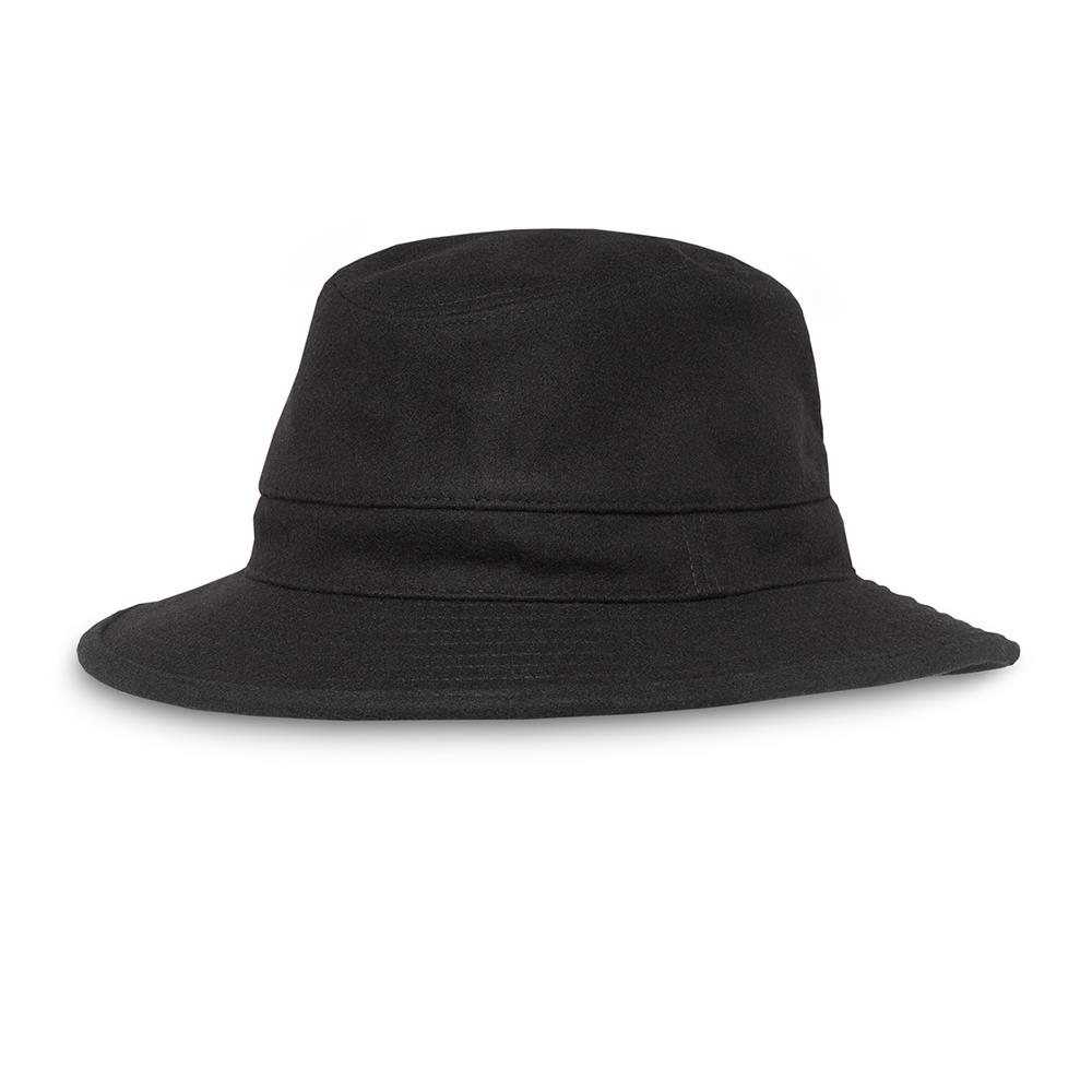 The Gentleman's Technical Cold Weather Hat - Hammacher Schlemmer