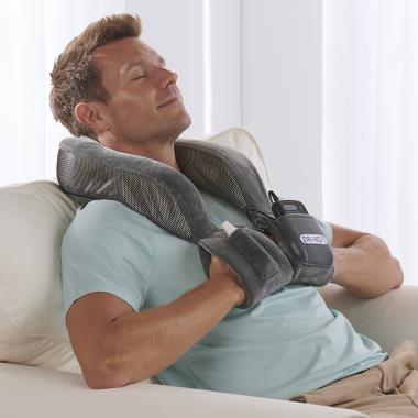 The Heated Cordless Deep Tissue Massager - Hammacher Schlemmer