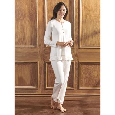 The Washable Silk Pajamas (Pants) - Hammacher Schlemmer