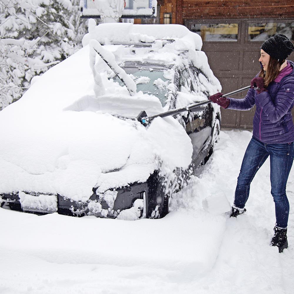 Snow Removal From Car: Explore Best Tools and Techniques