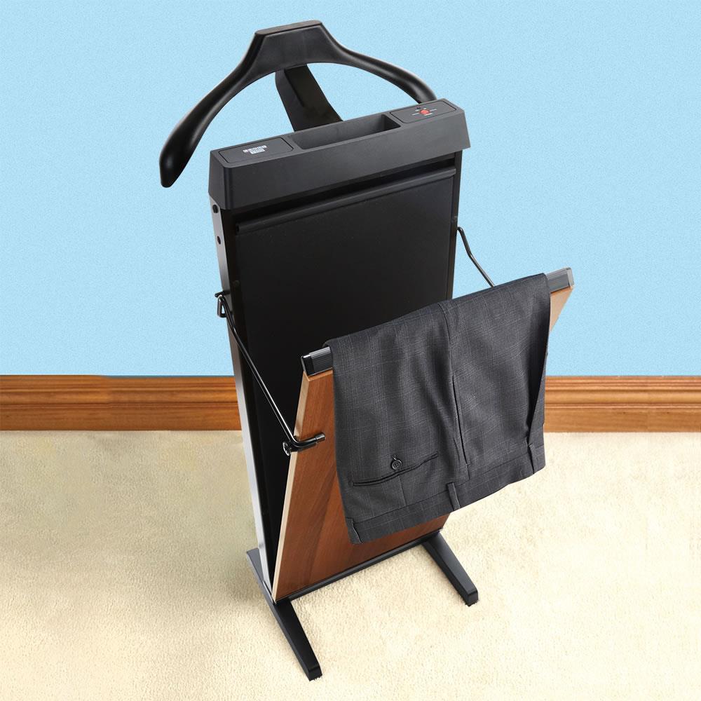 How to Use a Trouser Press (Step By Step Guide)