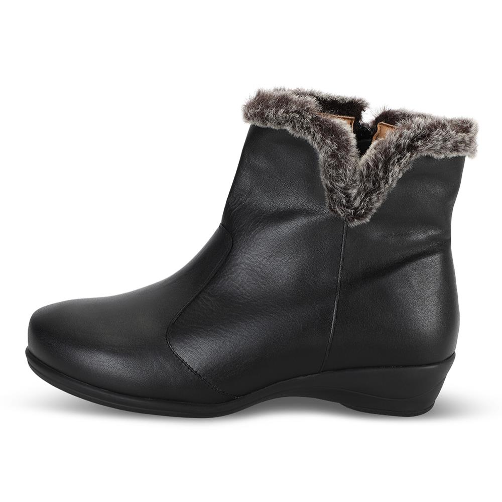 The Lady's Cold Weather Orthopedic Leather Ankle Boots - Hammacher ...