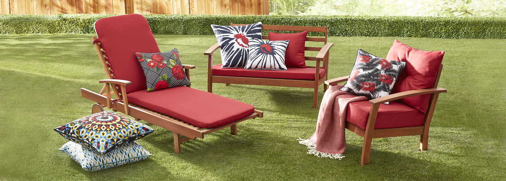 Outdoor Cushions & Pillows Outdoor Cushions & Pillows